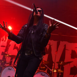 Punk Tehenek és Glam Vámpirok éjszakája, avagy D.A.D. vs. The 69 Eyes… borítókép