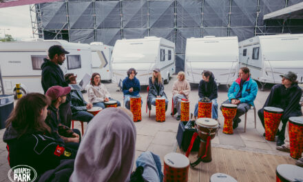 Híd a zenészek között: Erdélybe érkezik a zenészek kedvenc alkotótábora