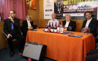 Képzelt riport egy paksi sajtótájékoztatóról – Paks, 2025. december 6.