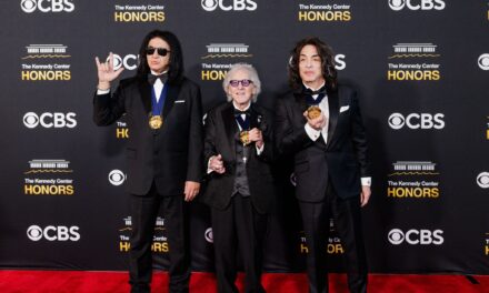 KISS – Megkapták hazájuk legjelentősebb kulturális elismerését