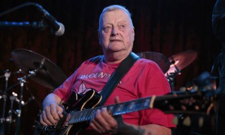 Meghalt Mick Abrahams