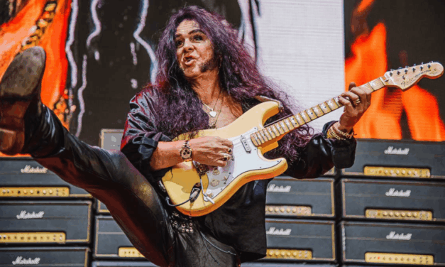 Yngwie Malmsteen – Kiakadt korábbi énekeseire