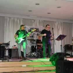 INGYEN KONCERT A CSEPELI MUNKÁSOTTHONBAN DSC_0675