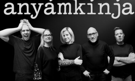 “Nem csupán rocksztárok vagyunk, hanem szuperhős-rocksztárok”