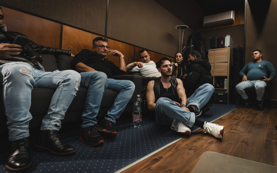 “Nagyon érezzük egymás lelkét” – új dalt és klipet hozott a Parno Graszt és DÁNIELFY