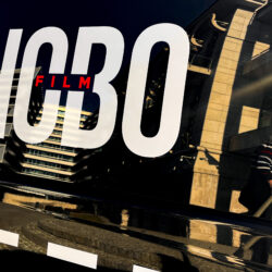 Hobo film: Úton lenni boldogság – road movie busz1