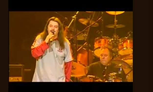 Bulldózer: Budapest Sportaréna 2006. 02. 05. DVD