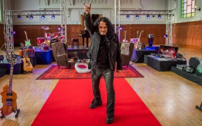 A Húrokon írt történelem következő vendége Kalapács József