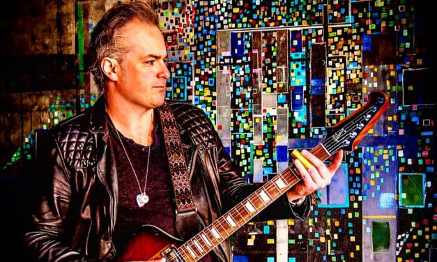 Ryan McGarvey – Hamvaiból támadt fel a gitáros