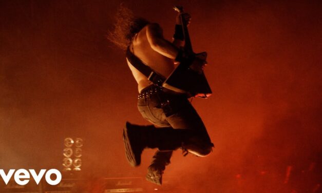 Airbourne – Alive After Death (Last Plane Out)