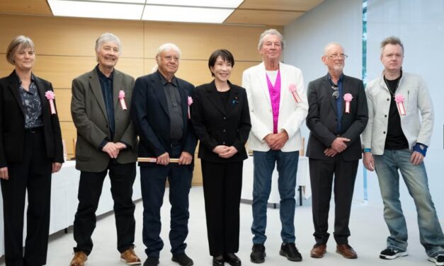 Deep Purple – A japán miniszterelnöknél jártak