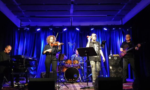 Mini – Kell a barátság: Hullámvasút (Muzikum 2026. 04. 04.)