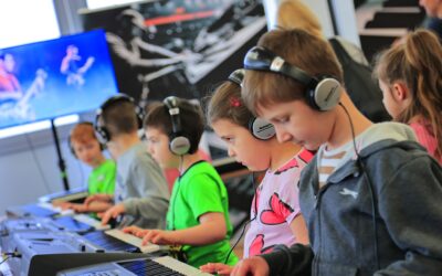 MEGHÍVÓ – Hangszert a kézbe 98. állomása Újpest