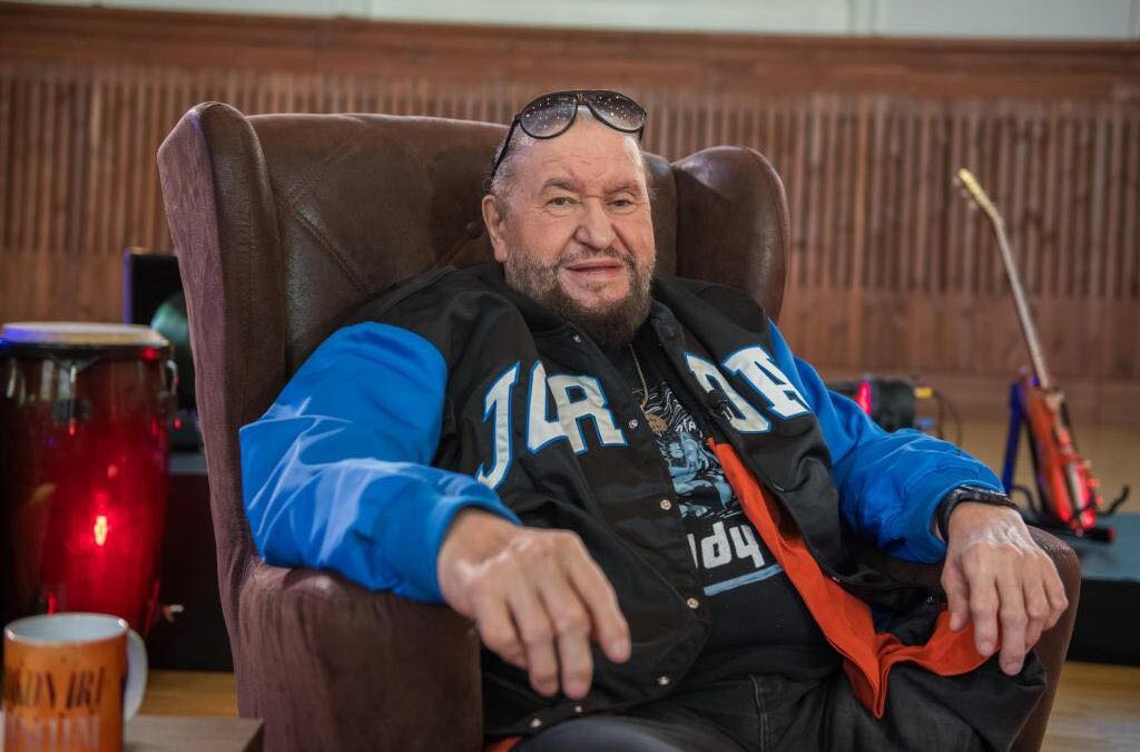A Húrokon írt történelem vendége: Deák Bill Gyula