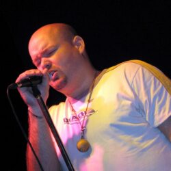 kisgyurma2006nyito
