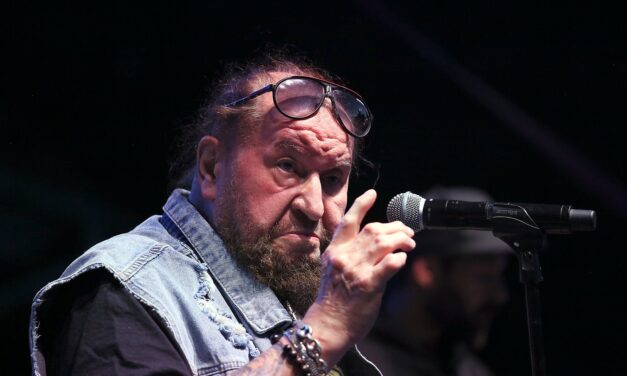 Blues est a Gárdonyiban: Deák Bill Blues Band, Message To Hendrix, Sztrapacska Blues Band