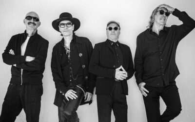 Budapestre is ellátogat a supergroup – King Crimson dalok Steve Vai játékával