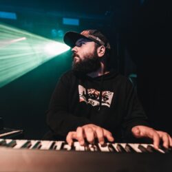 szebényi dani lányi kristóf címlap