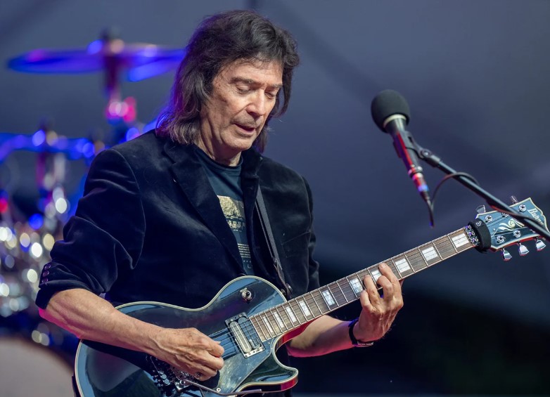 Steve Hackett – Benne lenne a Genesis-reunionban