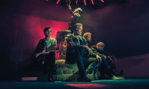 Itt egy újabb dal a Queens of the Stone Age októberben érkező lemezéről